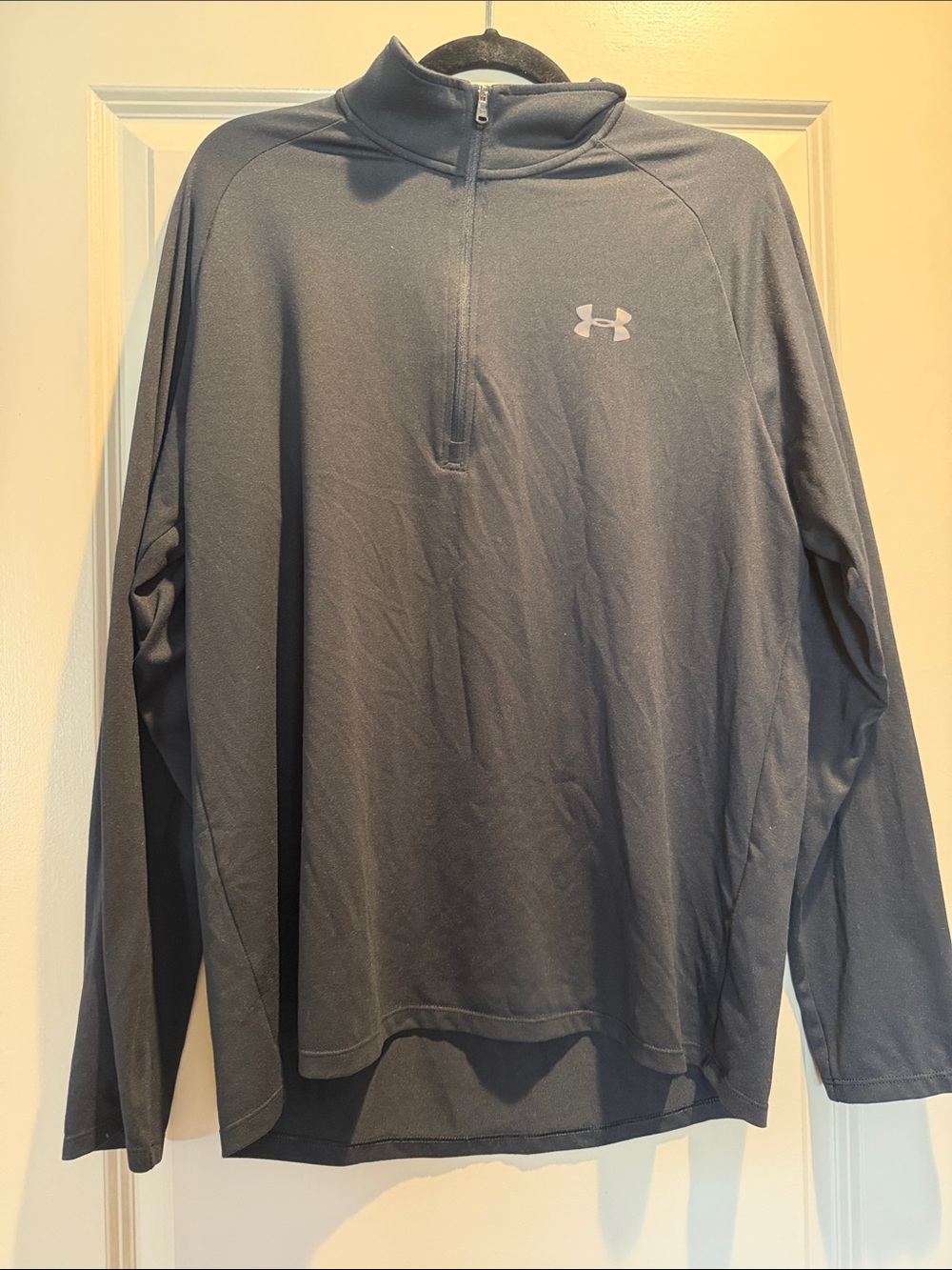 Under Armour pullover
